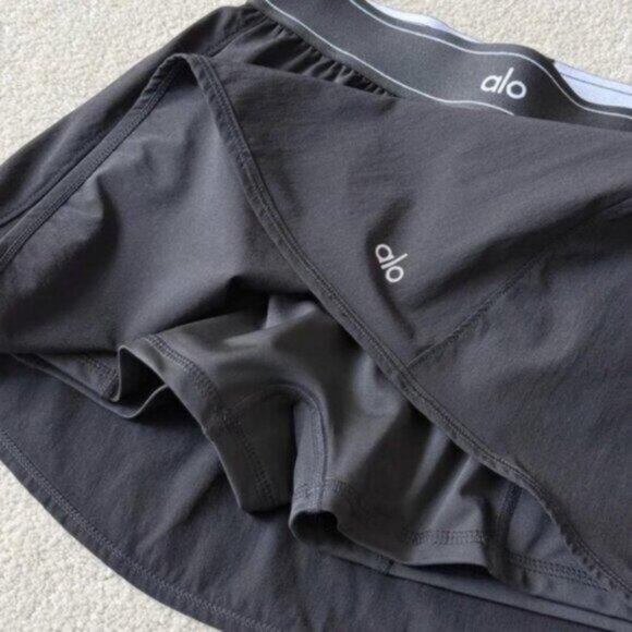 Alo Yoga Women's Black Skirt & Tennis Skirt & Large & NWOT - Picture 2 of 4